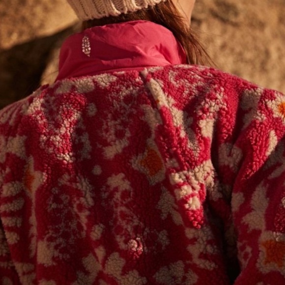 (SOLD) FP Movement Rocky Ridge Jacket - Picture 8 of 8